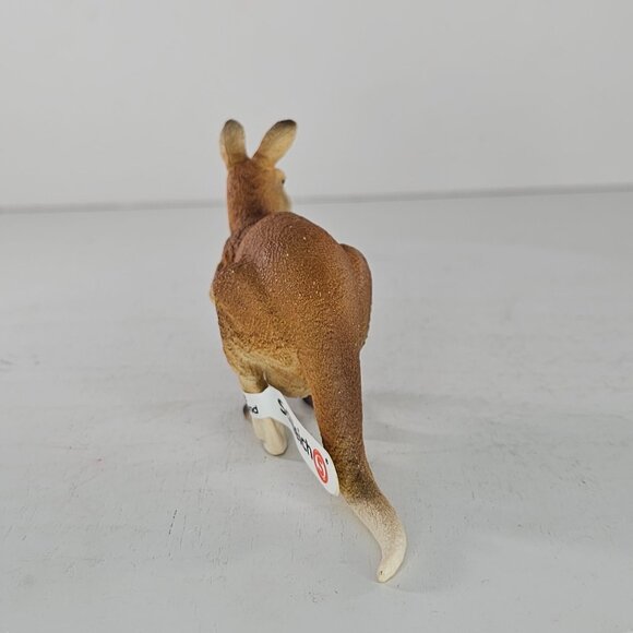 Schleich Kangaroo Mom With Joey Figurine #14756 - Picture 10 of 10